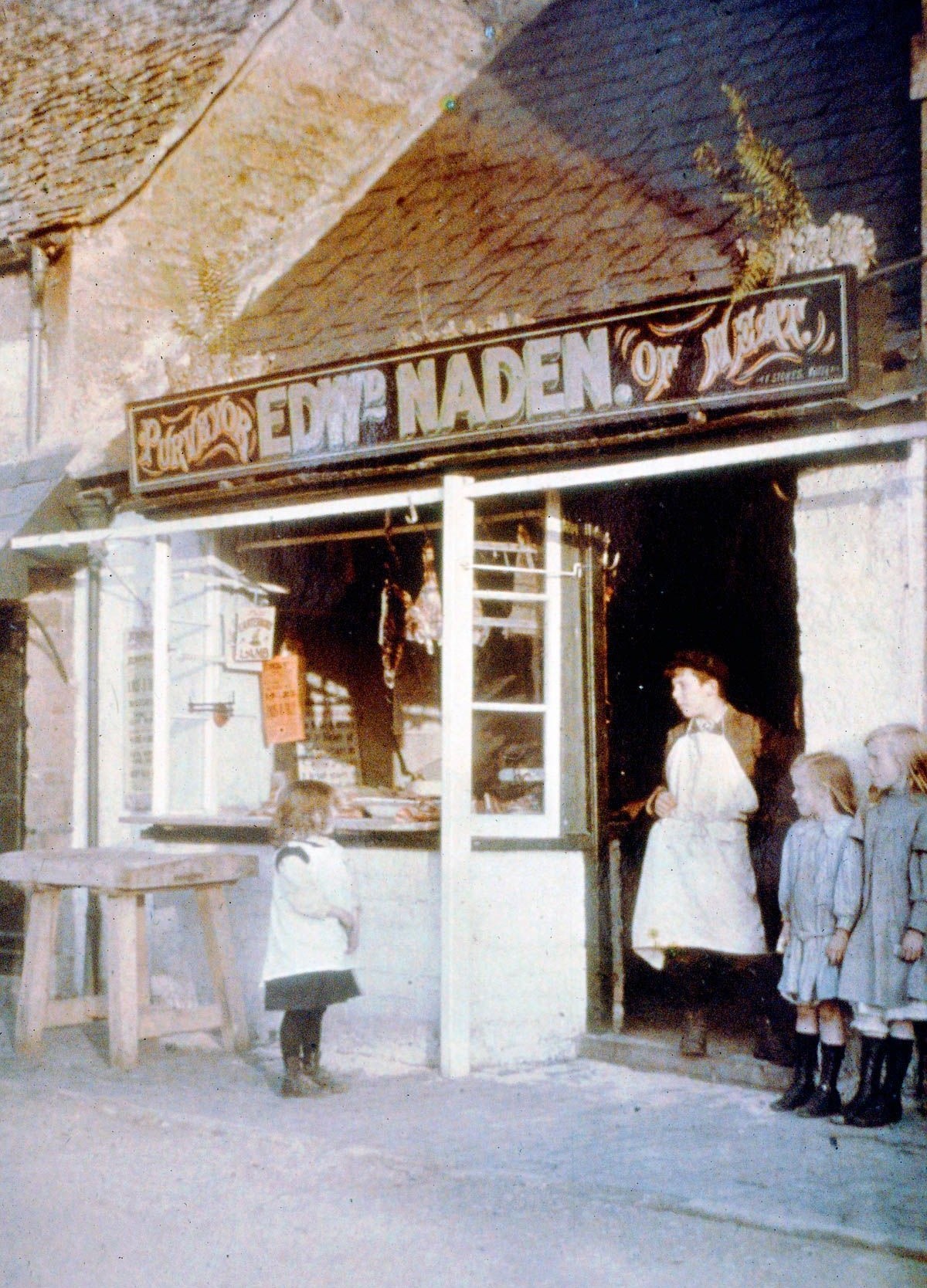 1915 A small customer by John Cimon Warburg