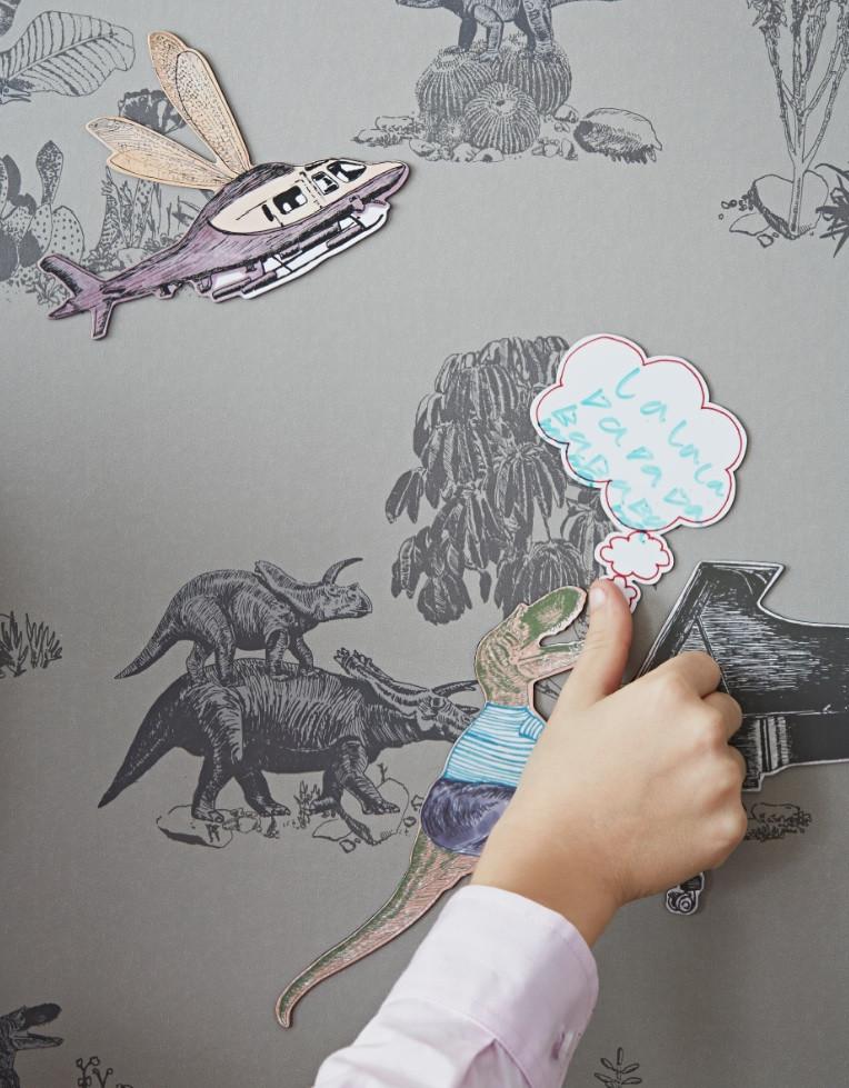 Magnetic wallpaper for kids