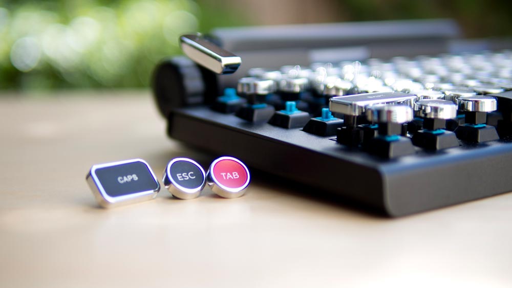 Qwerkywriter - a typewriter that works with modern screens 