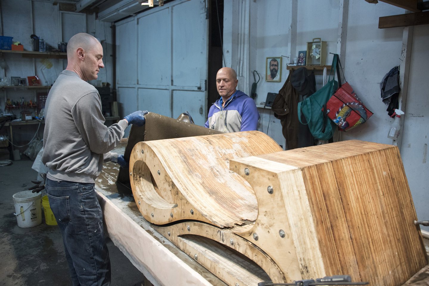 Making the elegant concrete canvas table by Neal Aronowitz