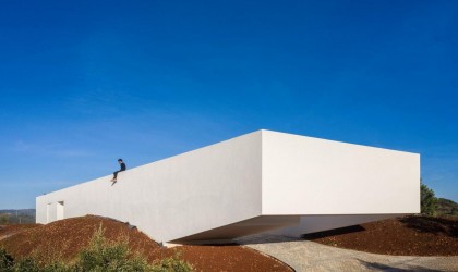 Portuguese Modernist white house