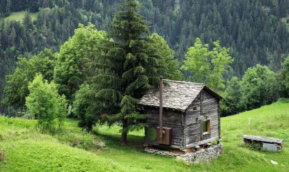Tiny Swiss cabin has a very modern interior